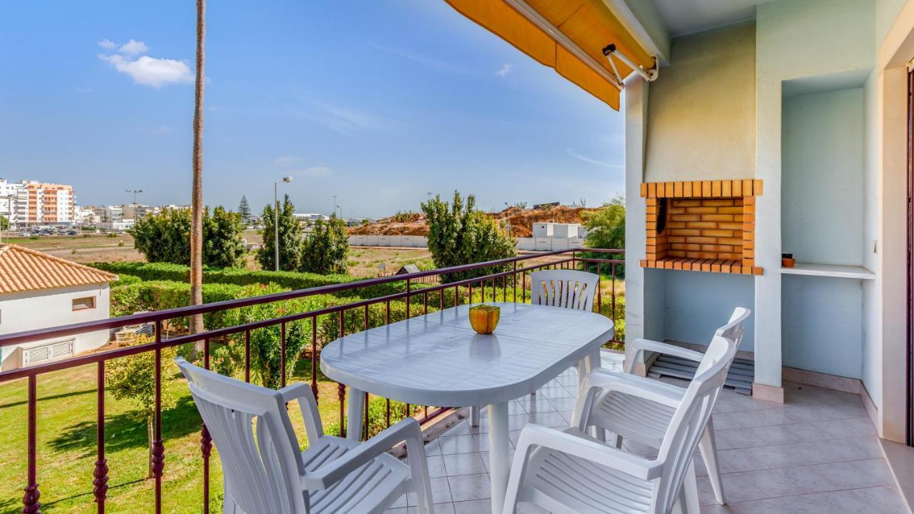 Serene Apartment W/ Balcony And Pool By Lovelystay Картейра Экстерьер фото